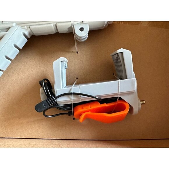 Recoil RK 45 Spit Fire Laser Tag Weapon Smartphone Use W/ Recoil Starter Kit NIB - Picture 10 of 11